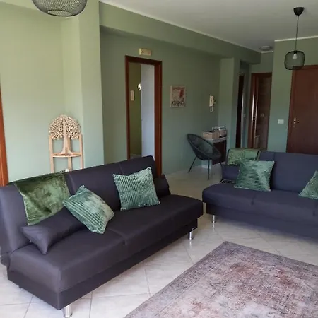 Etna Green House Holiday home *