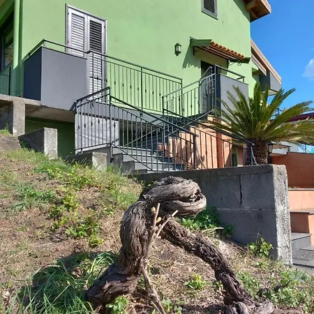 Etna Green House Holiday home *